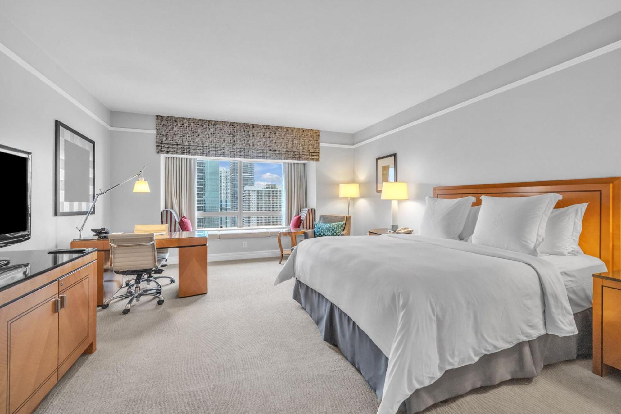 2 Bedroom Or King Studio Suites Four Seasons Hotel Miami Free Wi-Fi & Free Parking 外观 照片