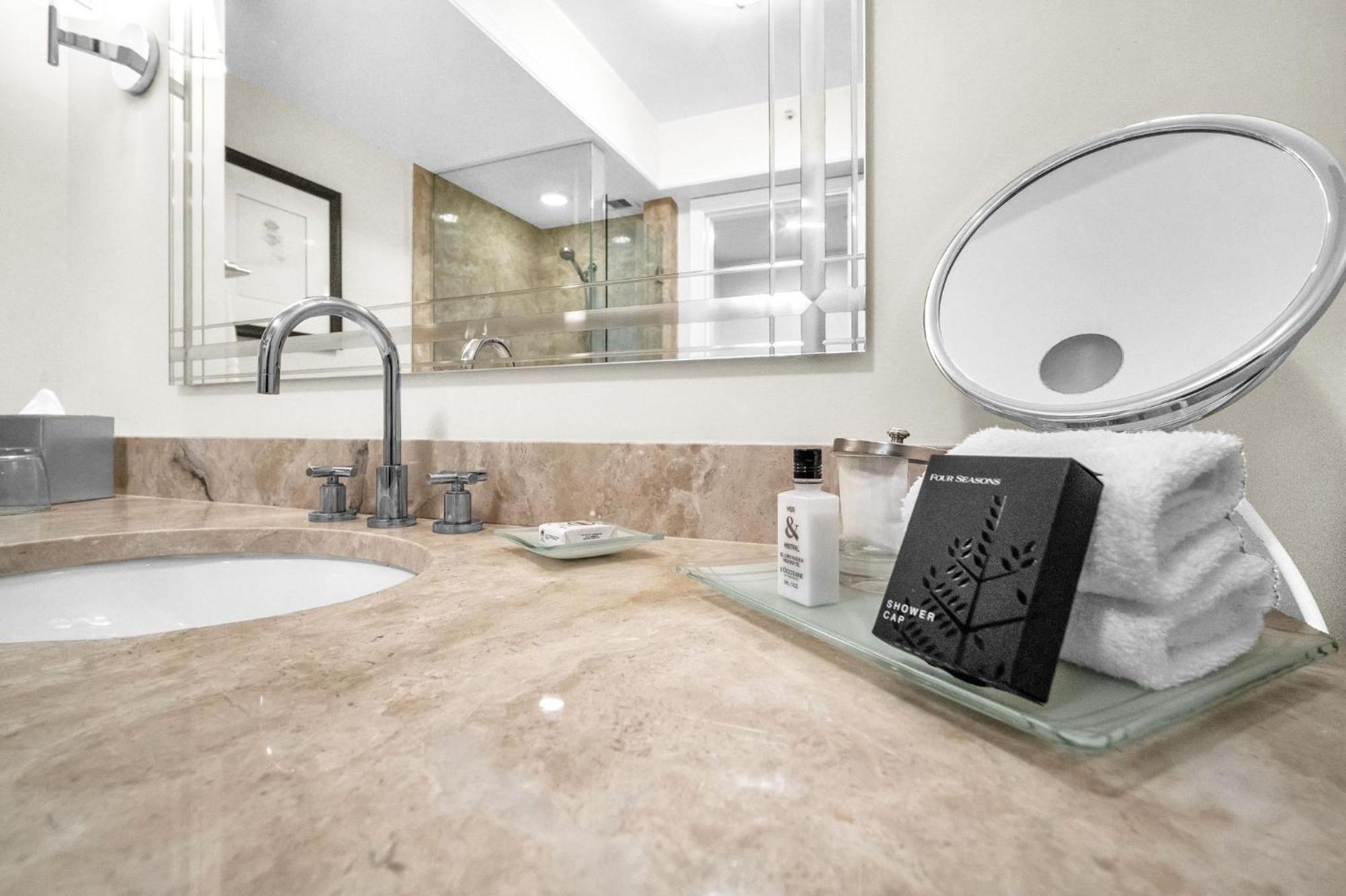 2 Bedroom Or King Studio Suites Four Seasons Hotel Miami Free Wi-Fi & Free Parking 外观 照片
