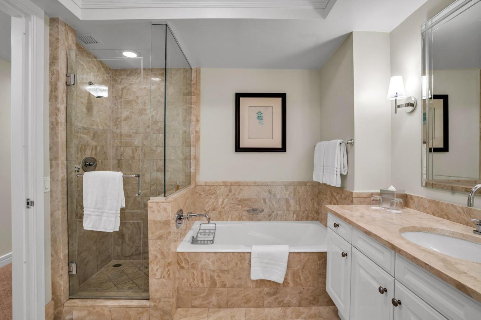 2 Bedroom Or King Studio Suites Four Seasons Hotel Miami Free Wi-Fi & Free Parking 外观 照片