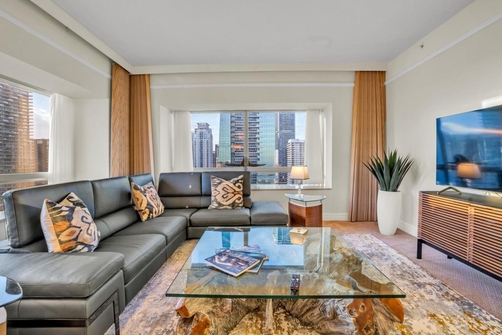 2 Bedroom Or King Studio Suites Four Seasons Hotel Miami Free Wi-Fi & Free Parking 客房 照片